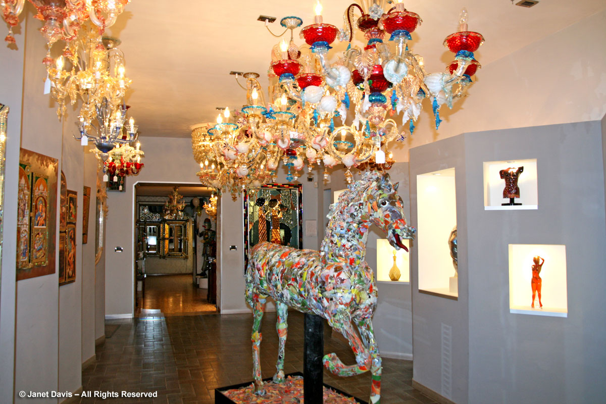 Glass Factory Lobby-Pino Signoretto horse