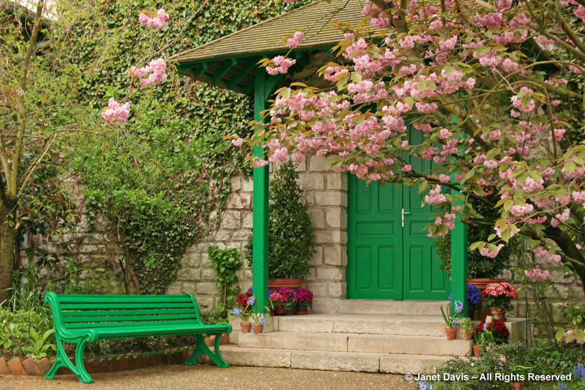 Giverny-Monet's Garden-Green bench & door-Japanese cherry