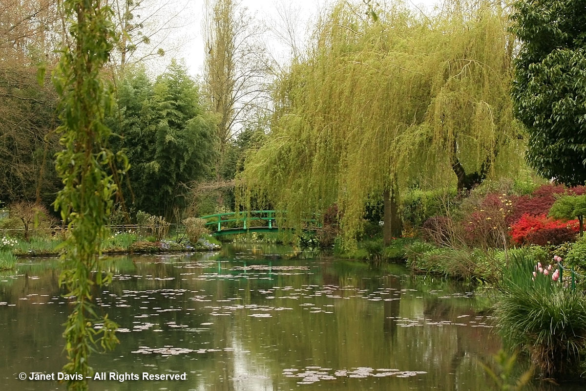 Giverny-Monet's Garden-Japanese-footbridge