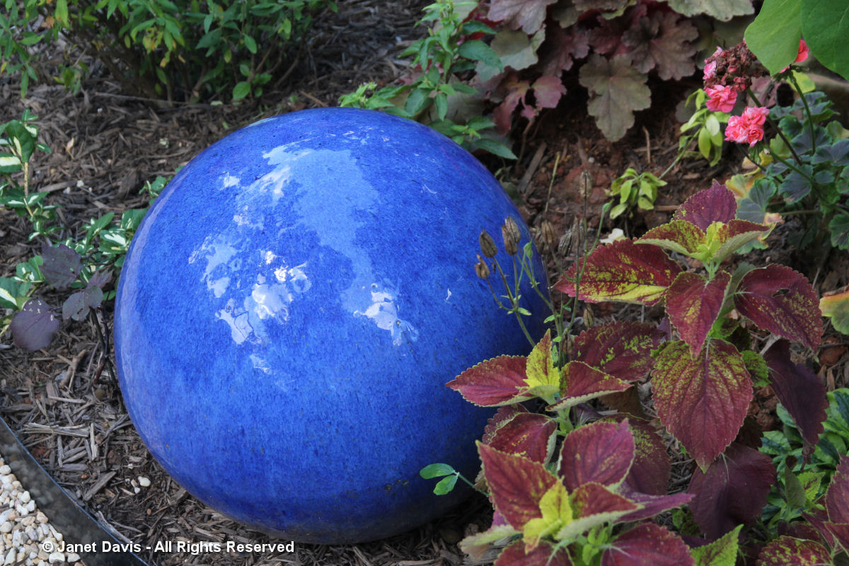 Ceramic ball-Linda Hostetler