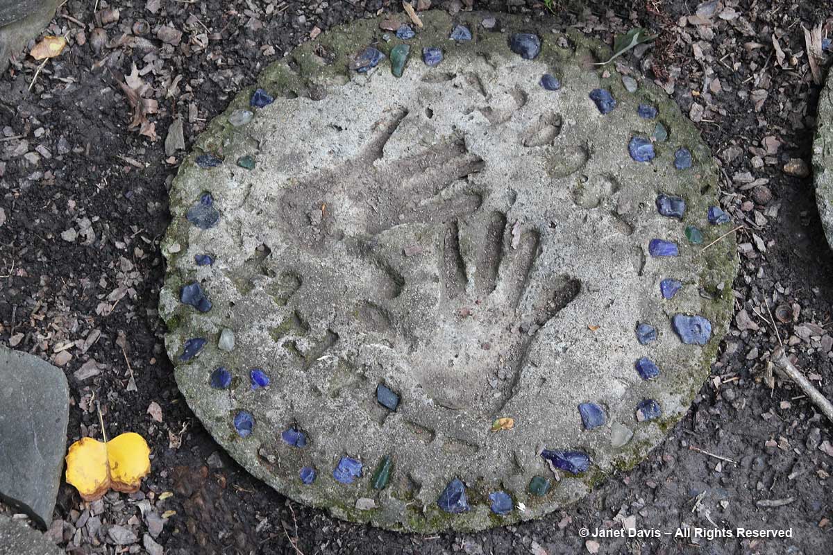 Grandchildren steppingstone-handprint-Peg Bier