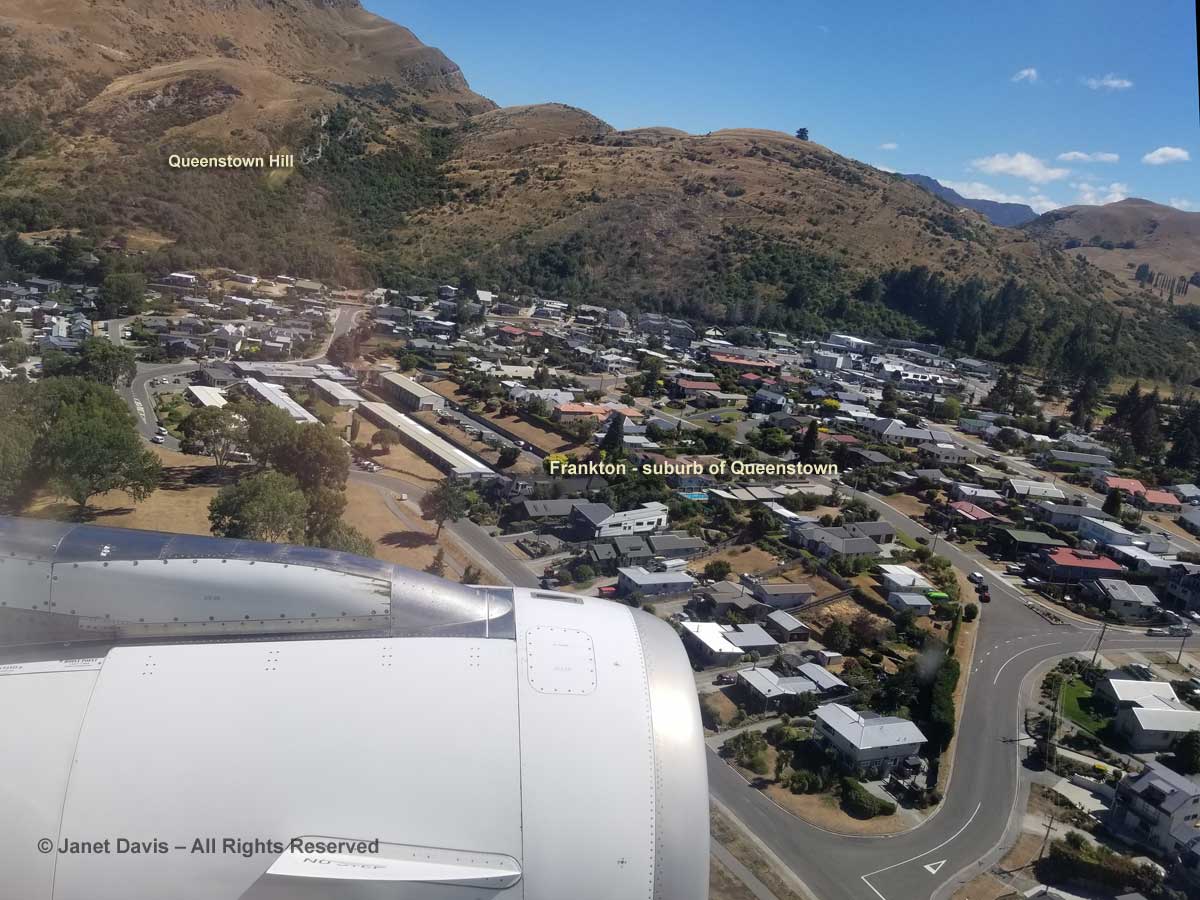 Queenstown-Air New Zealand-landing-aerial view
